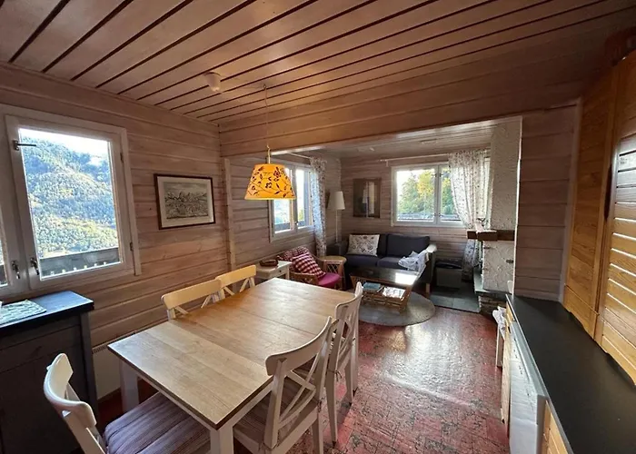 샬레 Porkka Cosy & Quiet 8 Pers Vex